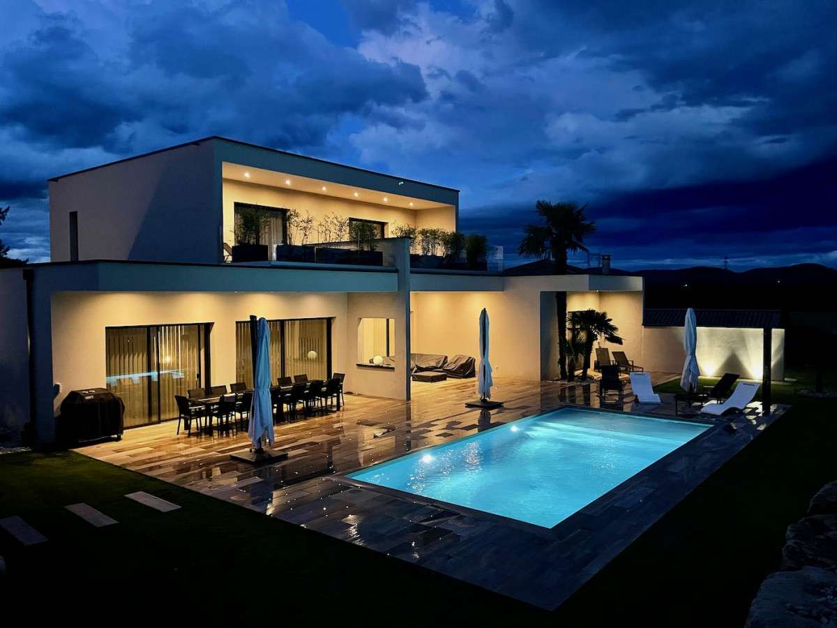 Villa luxe prestige Montpellier façade contemporaine